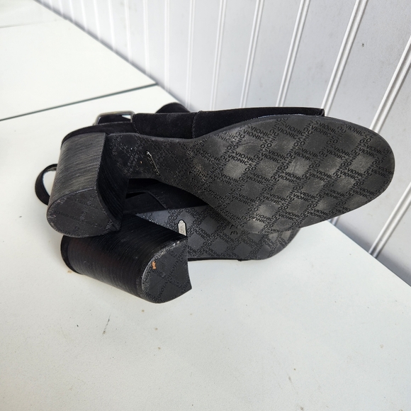 VIONIC Black Suede Leather Peep Toe Comfort Ankle Booties Boots Size 9.5 - Picture 11 of 11